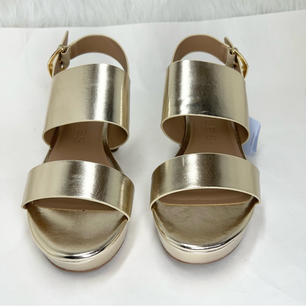 AEROSOLES Silver Sandals - Picture 2 of 15